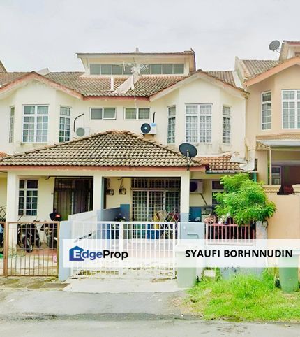 Double Storey Terrace Bandar Rinching Semenyih , Selangor, Semenyih