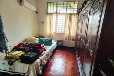 RENOVATED FREEHOLD Double Storey Semi D Taman Setapak Gombak 