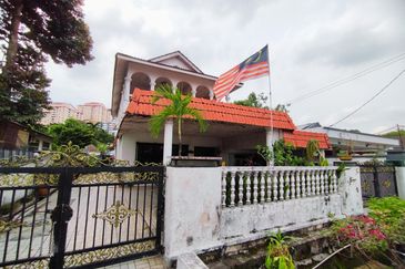 RENOVATED FREEHOLD Double Storey Semi D Taman Setapak Gombak 