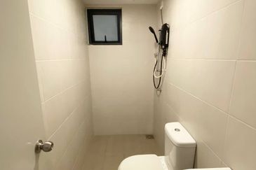 CHEASPEST FULLY FURNISHED Sensory Residence Southville City 