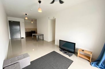 CHEASPEST FULLY FURNISHED Sensory Residence Southville City 