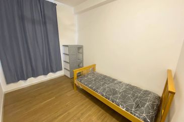 CHEASPEST FULLY FURNISHED Sensory Residence Southville City 