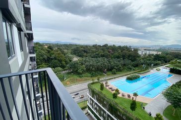 CHEASPEST FULLY FURNISHED Sensory Residence Southville City 