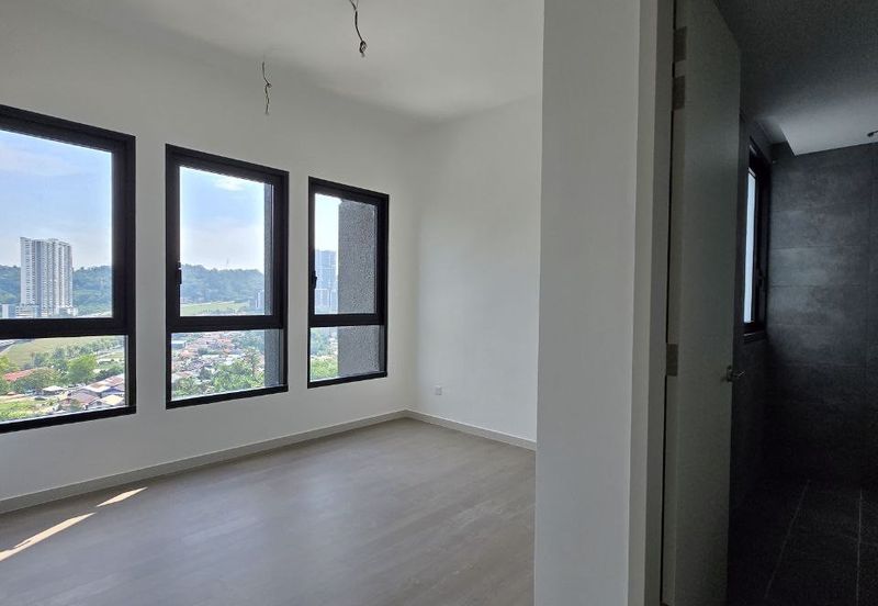 Corner Unit The Alix Residence Dutamas Mont Kiara 