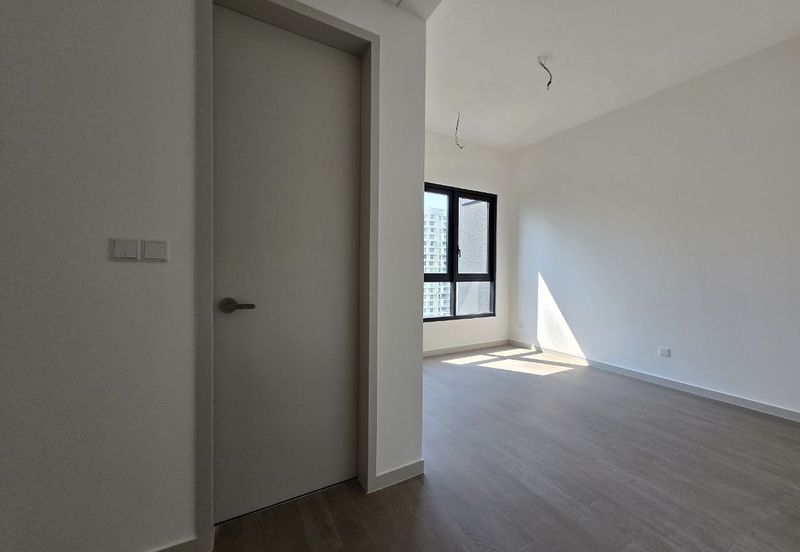 Corner Unit The Alix Residence Dutamas Mont Kiara 