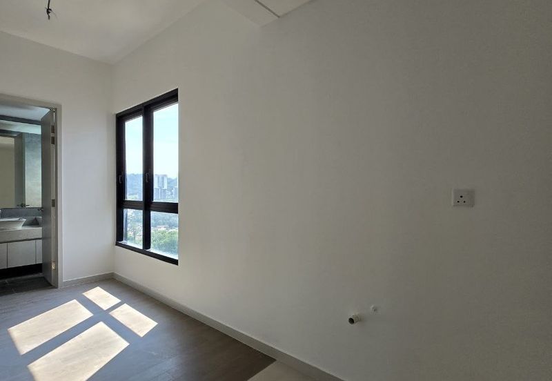 Corner Unit The Alix Residence Dutamas Mont Kiara 