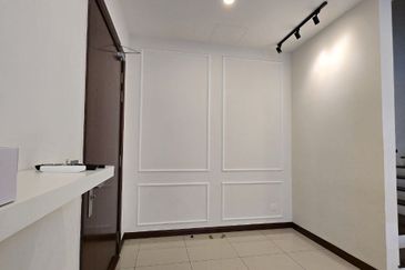 Nice renovated unit Semi D House Grandezza Eco Santuari 