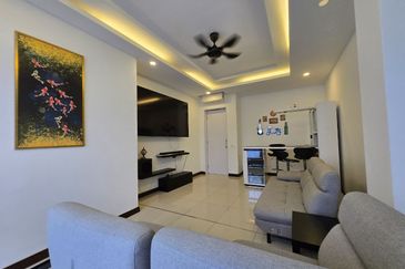 Nice renovated unit Semi D House Grandezza Eco Santuari 