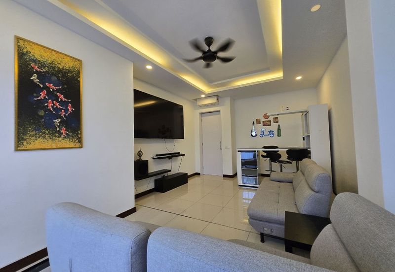 Nice renovated unit Semi D House Grandezza Eco Santuari 