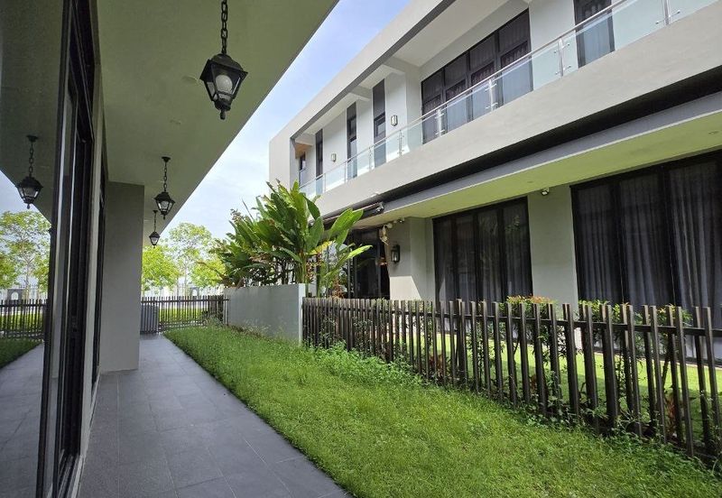 Nice renovated unit Semi D House Grandezza Eco Santuari 