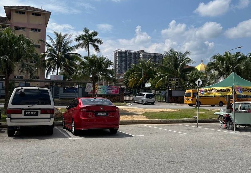 3 Storey Shop Office 