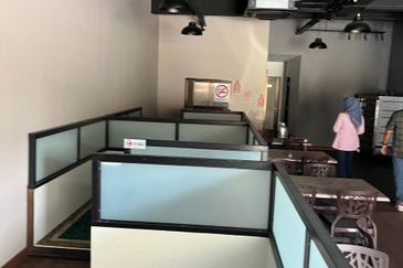 3 Storey Shop Office 