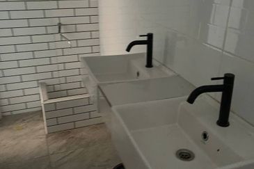 3 Storey Shop Office 