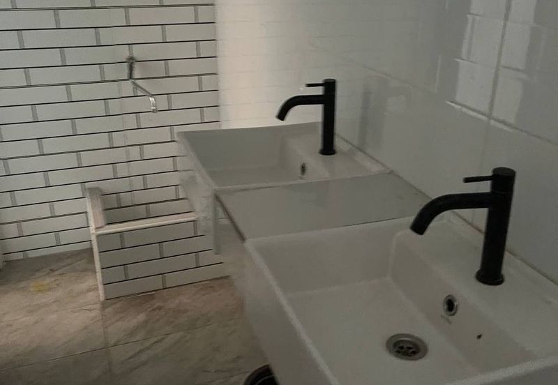 3 Storey Shop Office 