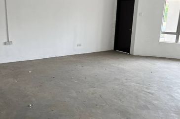 3 Storey Shop Office 