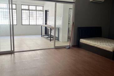 3 Storey Shop Office 