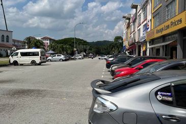 3 Storey Shop Office 