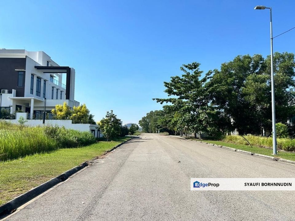 Mansion Plot Perdana Lakeview West Cyberjaya , Selangor, Cyberjaya