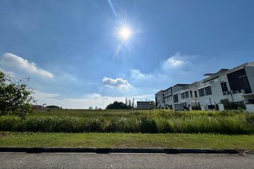 Mansion Plot Perdana Lakeview West Cyberjaya 