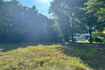 Freehold Bungalow Lot Saujana Impian Golf Club