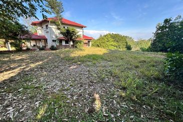 Freehold Bungalow Lot Saujana Impian Golf Club