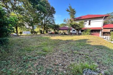 Freehold Bungalow Lot Saujana Impian Golf Club