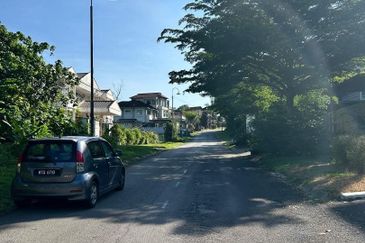 Freehold Bungalow Lot Saujana Impian Golf Club