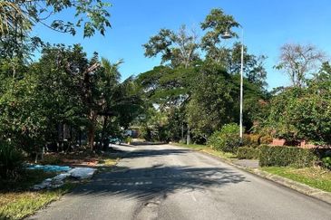Freehold Bungalow Lot Saujana Impian Golf Club
