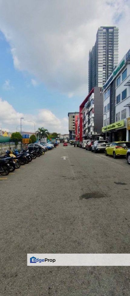 Ground Floor Shop Lot Bandar Baru Bangi , Selangor, Bangi