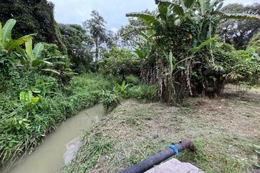 Tanah Pertanian Batu 17 Dusun Tua 