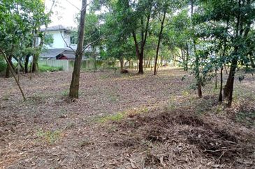 Bungalow Lot Putra Crest Putra Height