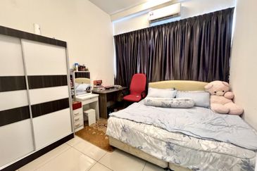 BIG UNIT Skyvilla D’Island Condominium Puchong 