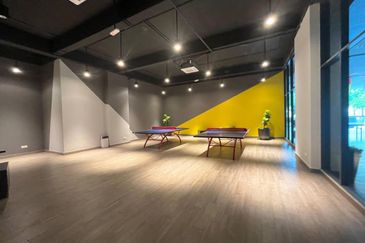 BIG UNIT Skyvilla D’Island Condominium Puchong 