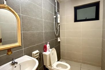 BIG UNIT Skyvilla D’Island Condominium Puchong 