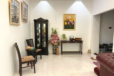 Fully Extended Double Storey Semi D Taman Lestari Perdana Seri Kembangan 