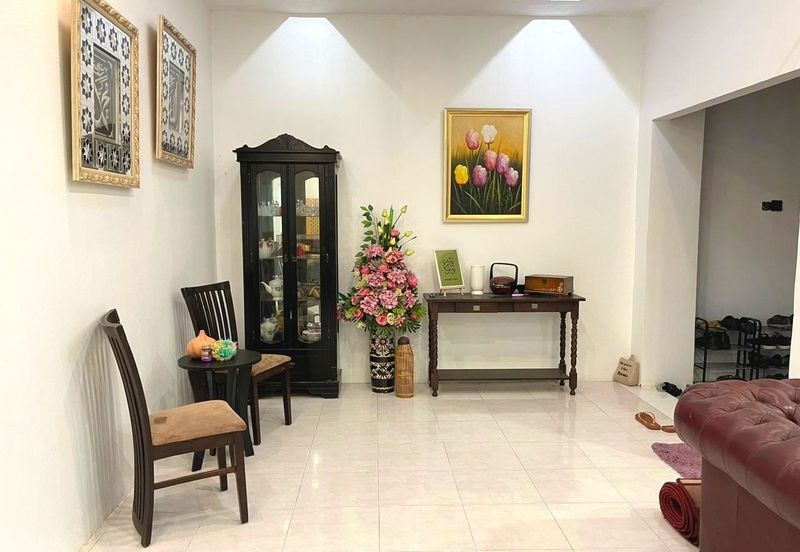 Fully Extended Double Storey Semi D Taman Lestari Perdana Seri Kembangan 