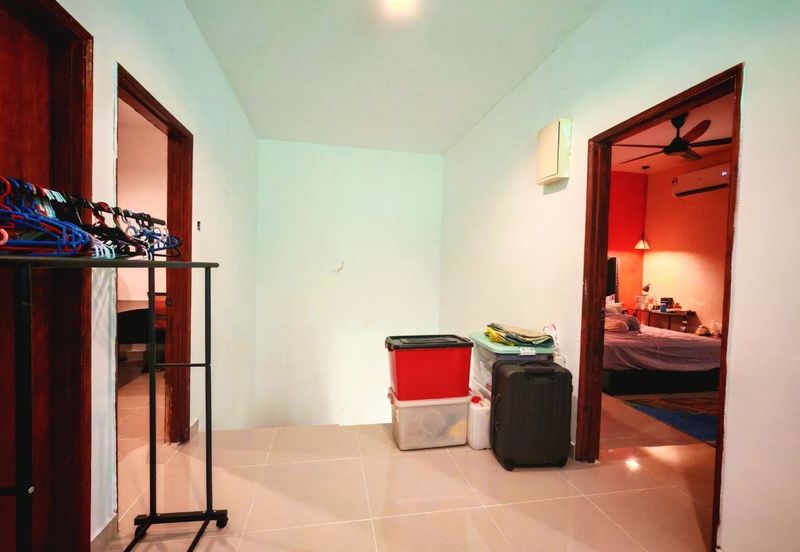 Fully Extended Double Storey Semi D Taman Lestari Perdana Seri Kembangan 