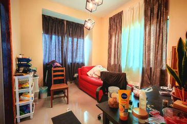 Fully Extended Double Storey Semi D Taman Lestari Perdana Seri Kembangan 