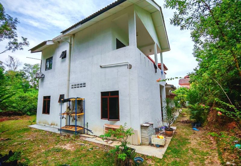 Fully Extended Double Storey Semi D Taman Lestari Perdana Seri Kembangan 
