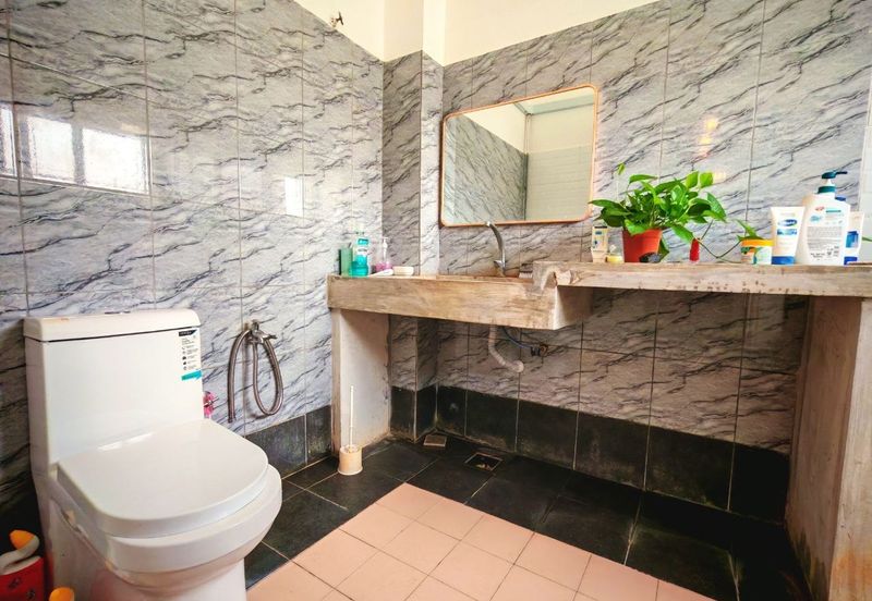 Fully Extended Double Storey Semi D Taman Lestari Perdana Seri Kembangan 