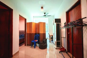 Fully Extended Double Storey Semi D Taman Lestari Perdana Seri Kembangan 