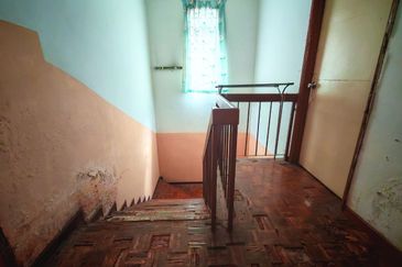 Taman Mawar, Bandar Baru Salak Tinggi