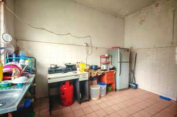 Taman Mawar, Bandar Baru Salak Tinggi