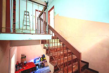 Taman Mawar, Bandar Baru Salak Tinggi