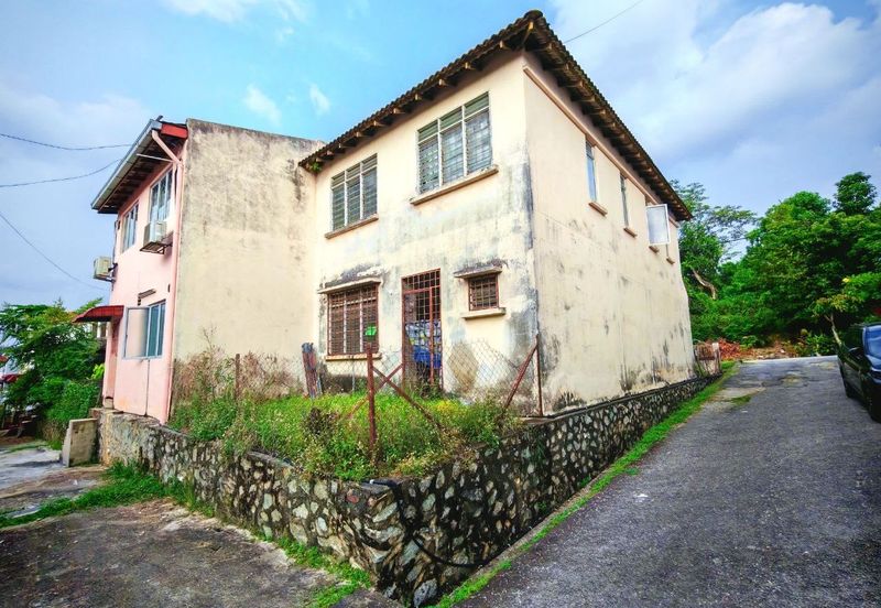 Taman Mawar, Bandar Baru Salak Tinggi