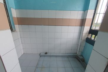 Taman Sri Tanjung (Semenyih) Flat