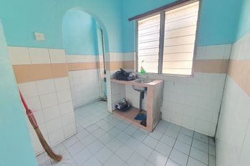 Taman Sri Tanjung (Semenyih) Flat