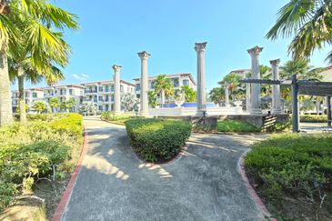 Isle of Kamares, Setia Eco Glades