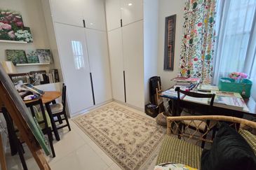 Isle of Kamares, Setia Eco Glades