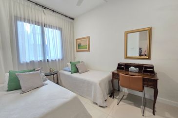 Isle of Kamares, Setia Eco Glades